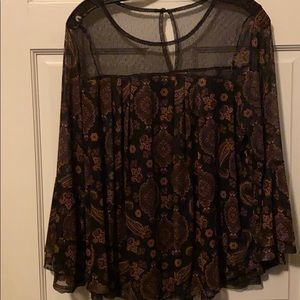 Pre-owned tru self brand top.☃️